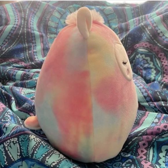 Leslie The Llama Valentine’s Edition Squish mallow Preloved In Good Condition - Picture 4 of 16
